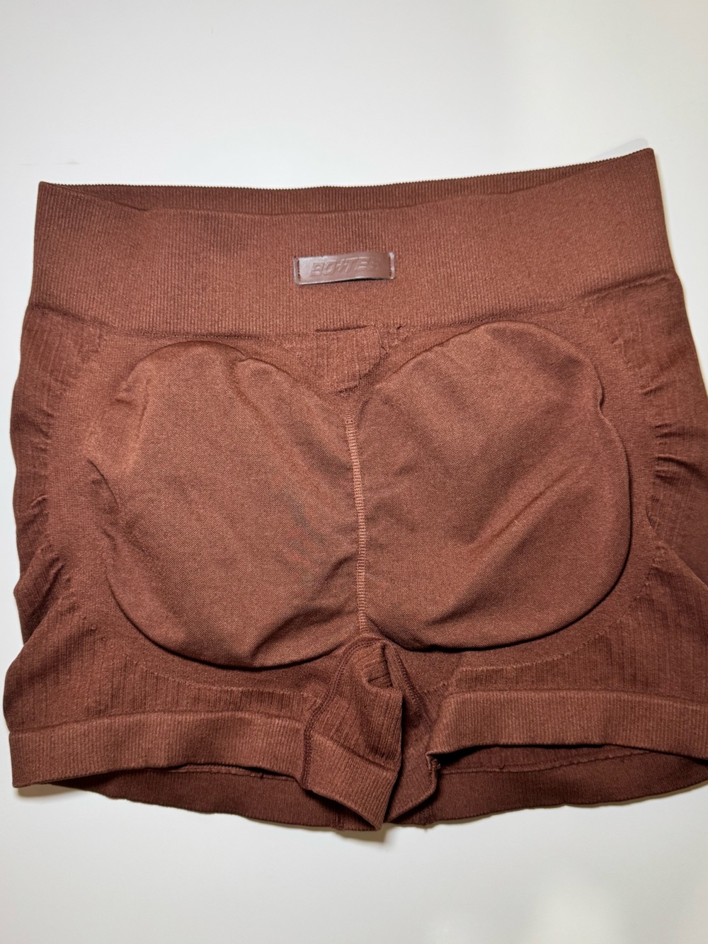 Seamless High-Waist Athletic Shorts in Brown